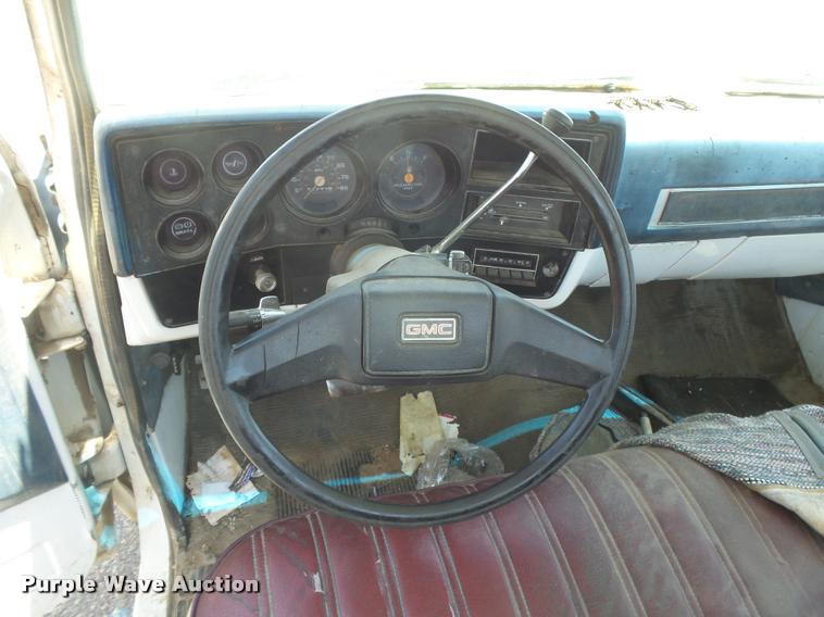 image for item DB2717 1984 GMC Sierra 1500 pickup truck