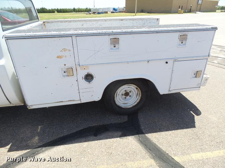 image for item DB2717 1984 GMC Sierra 1500 pickup truck