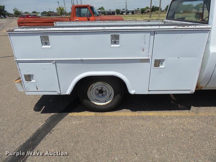 image for item DB2717 1984 GMC Sierra 1500 pickup truck