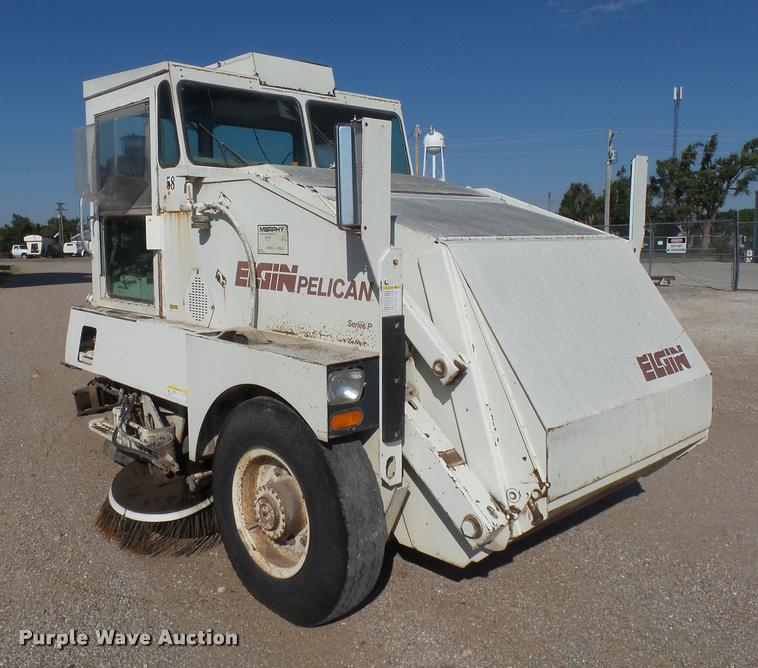 image for item DB2720 1993 Elgin Pelican Series P street sweeper