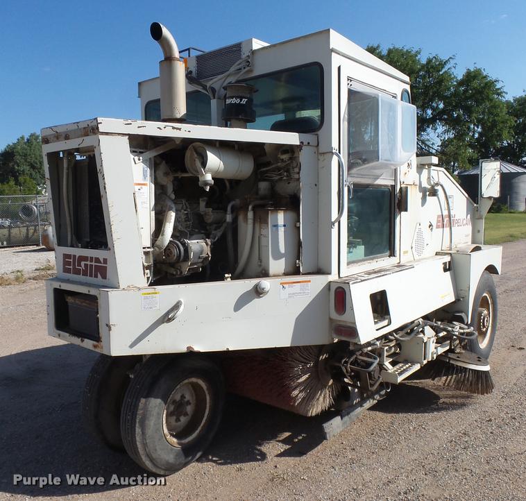 image for item DB2720 1993 Elgin Pelican Series P street sweeper
