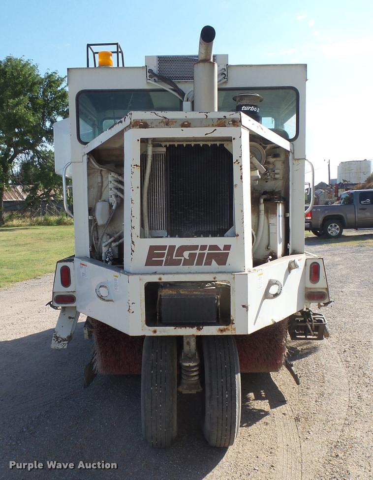 image for item DB2720 1993 Elgin Pelican Series P street sweeper