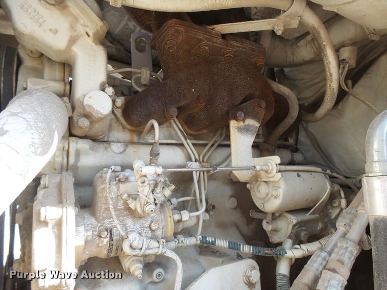 image for item DB2720 1993 Elgin Pelican Series P street sweeper