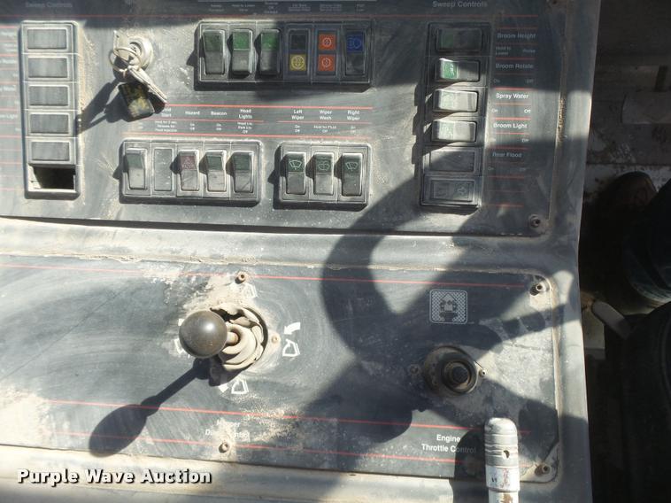 image for item DB2720 1993 Elgin Pelican Series P street sweeper