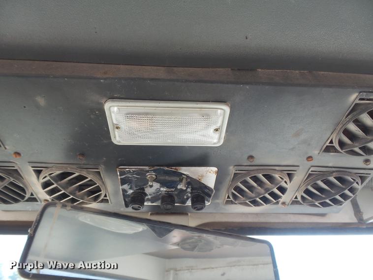 image for item DB2720 1993 Elgin Pelican Series P street sweeper