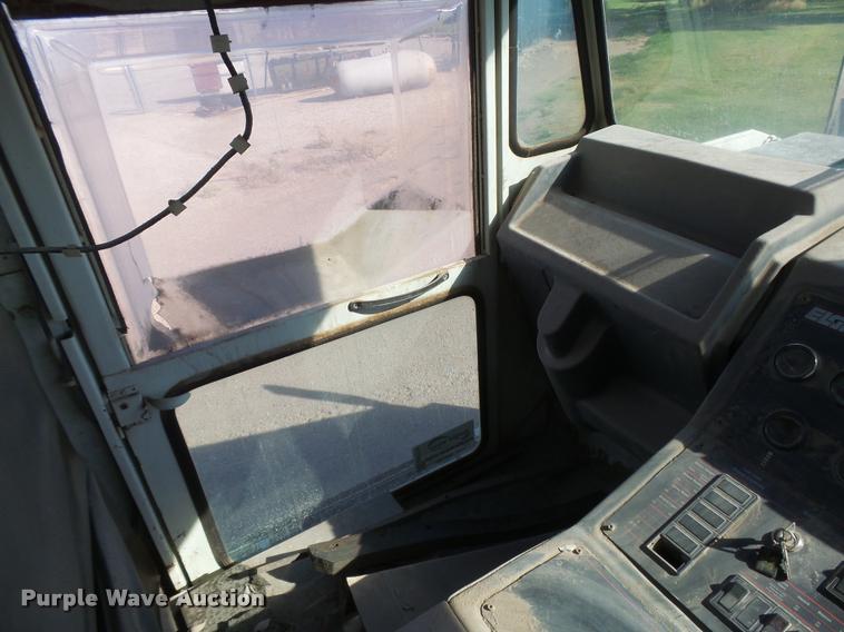 image for item DB2720 1993 Elgin Pelican Series P street sweeper