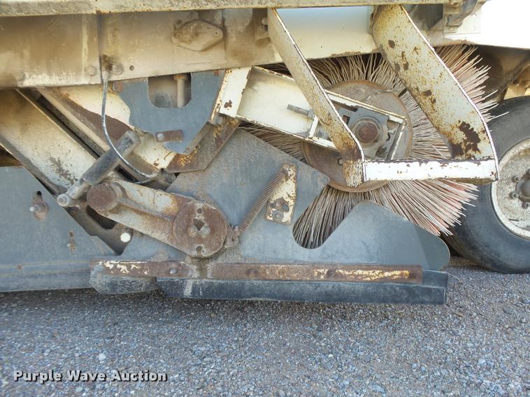 image for item DB2720 1993 Elgin Pelican Series P street sweeper