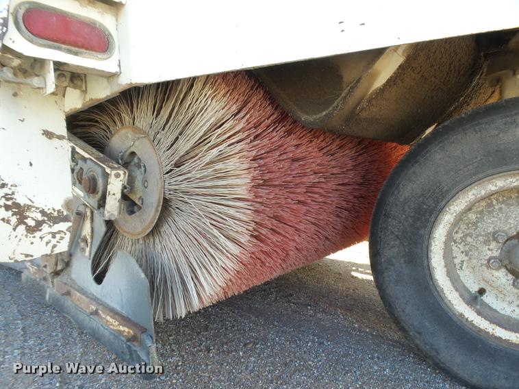 image for item DB2720 1993 Elgin Pelican Series P street sweeper