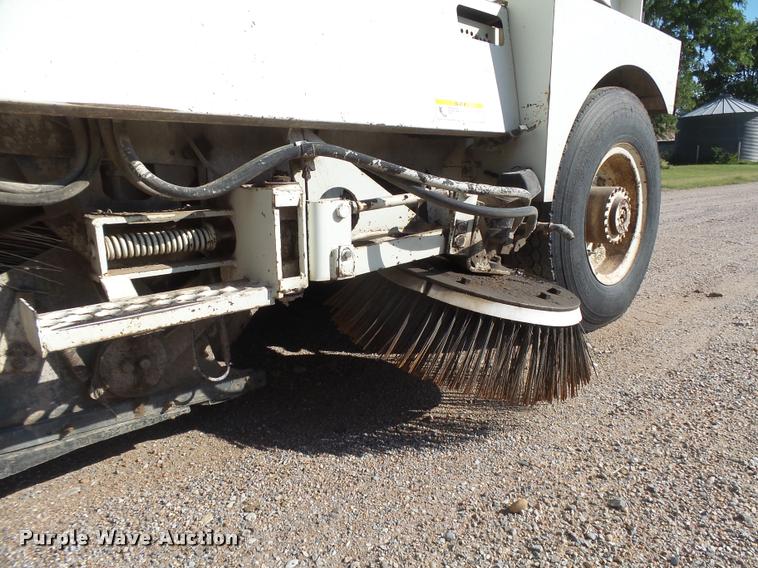 image for item DB2720 1993 Elgin Pelican Series P street sweeper