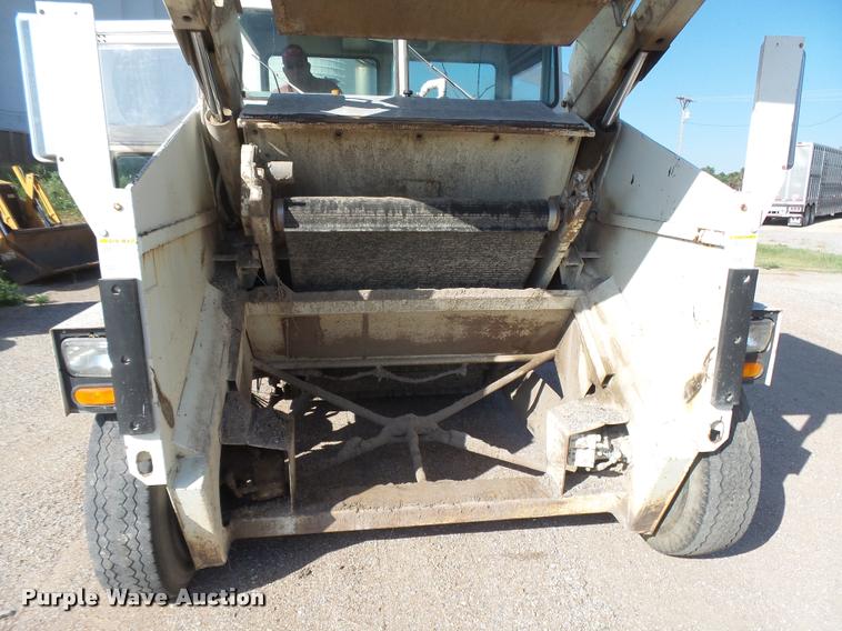 image for item DB2720 1993 Elgin Pelican Series P street sweeper