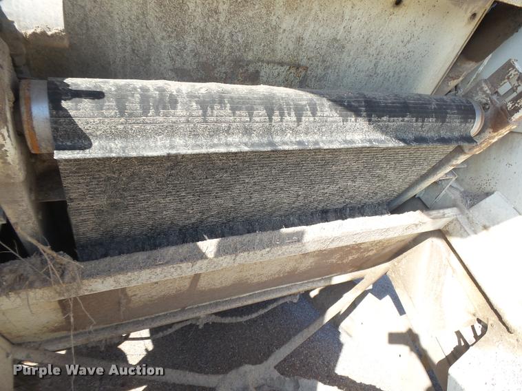 image for item DB2720 1993 Elgin Pelican Series P street sweeper