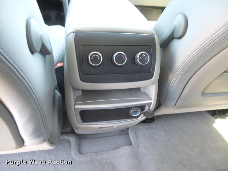 image for item DB2723 2008 GMC Acadia SUV