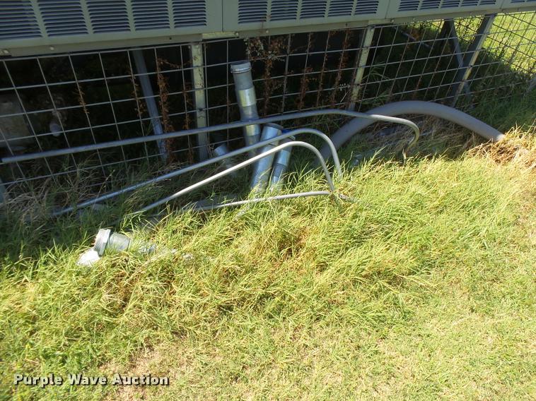 image for item DB2725 Trane Series R two pipe AC chiller unit