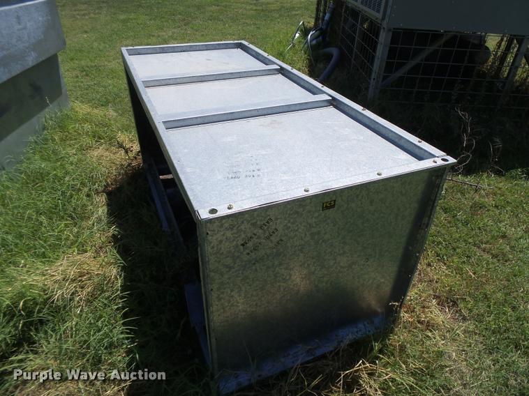 image for item DB2725 Trane Series R two pipe AC chiller unit