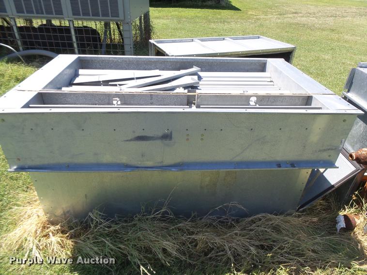 image for item DB2725 Trane Series R two pipe AC chiller unit