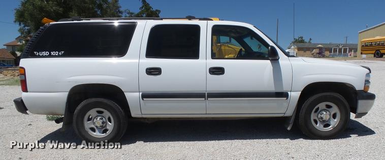 image for item DB2730 2001 Chevrolet Suburban C1500 SUV
