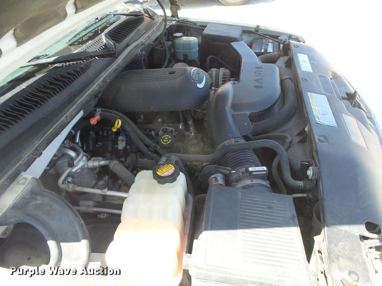 image for item DB2730 2001 Chevrolet Suburban C1500 SUV