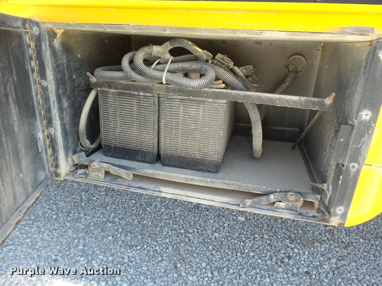 image for item DB2731 2000 Freightliner FS65 Thomas school bus