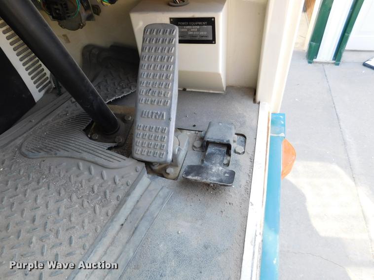 image for item DB9408 2002 Tennant 830 Series II sweeper