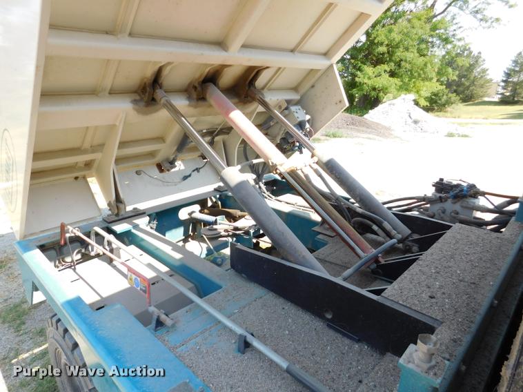 image for item DB9408 2002 Tennant 830 Series II sweeper