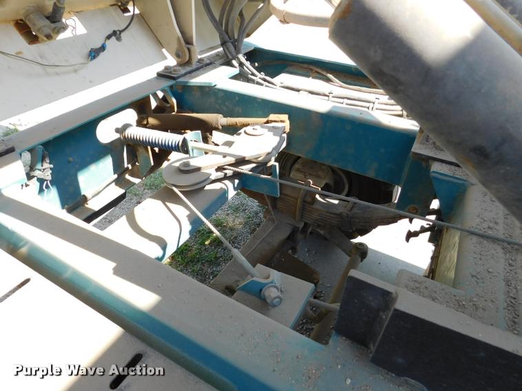 image for item DB9408 2002 Tennant 830 Series II sweeper