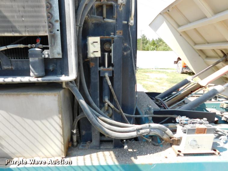 image for item DB9408 2002 Tennant 830 Series II sweeper