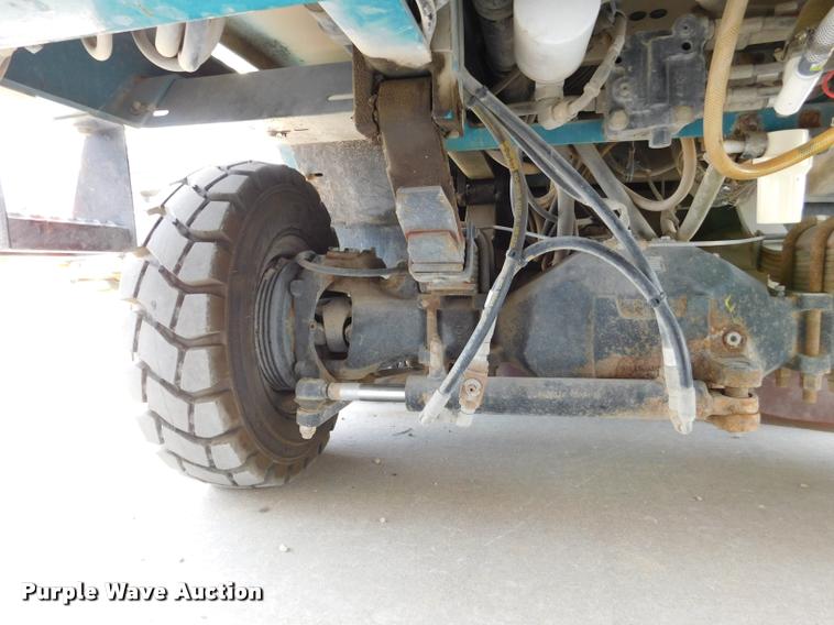 image for item DB9408 2002 Tennant 830 Series II sweeper