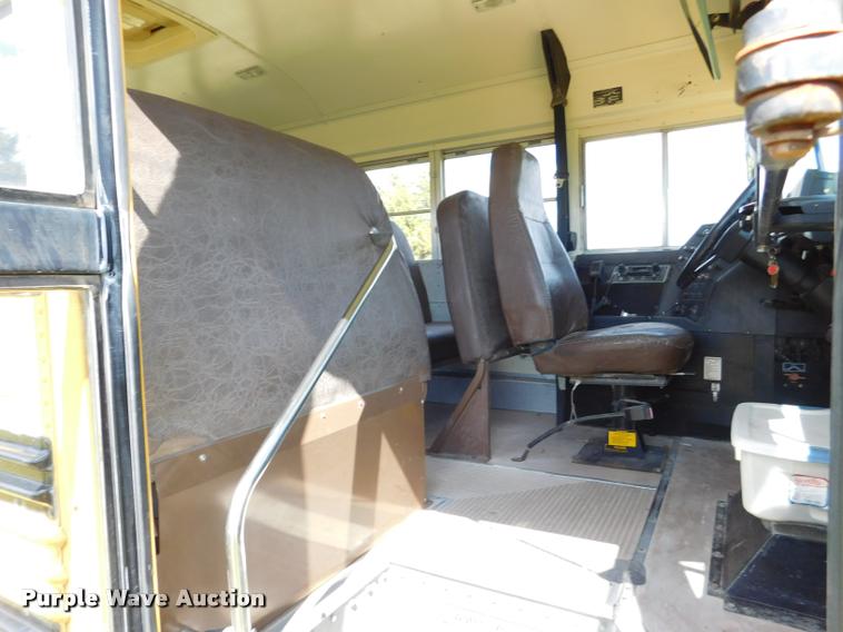 image for item DB9416 1996 Chevrolet B7 Blue Bird school bus