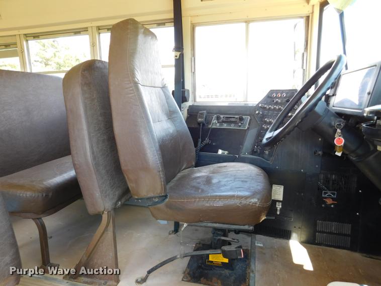 image for item DB9416 1996 Chevrolet B7 Blue Bird school bus