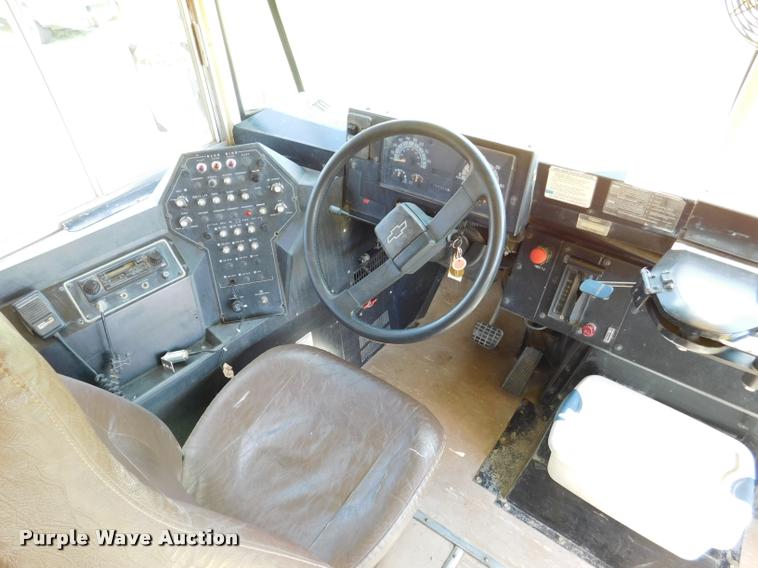 image for item DB9416 1996 Chevrolet B7 Blue Bird school bus