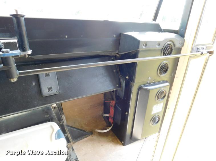 image for item DB9416 1996 Chevrolet B7 Blue Bird school bus