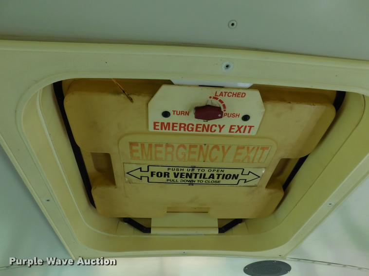 image for item DB9416 1996 Chevrolet B7 Blue Bird school bus