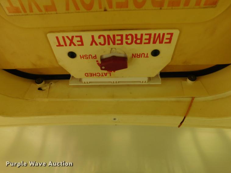 image for item DB9416 1996 Chevrolet B7 Blue Bird school bus