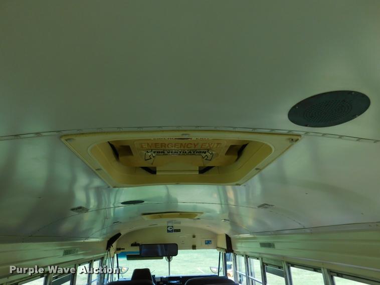 image for item DB9416 1996 Chevrolet B7 Blue Bird school bus