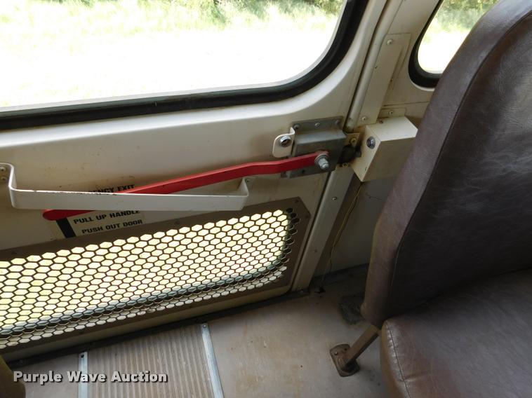 image for item DB9416 1996 Chevrolet B7 Blue Bird school bus