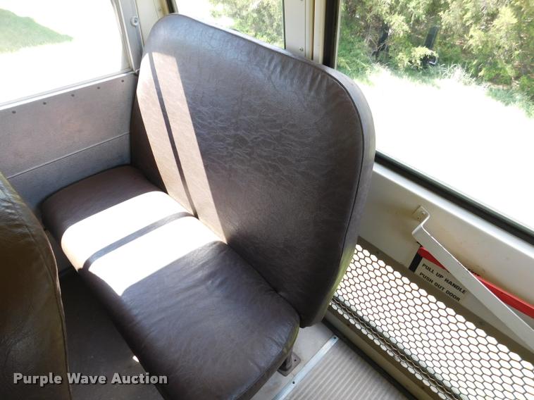 image for item DB9416 1996 Chevrolet B7 Blue Bird school bus