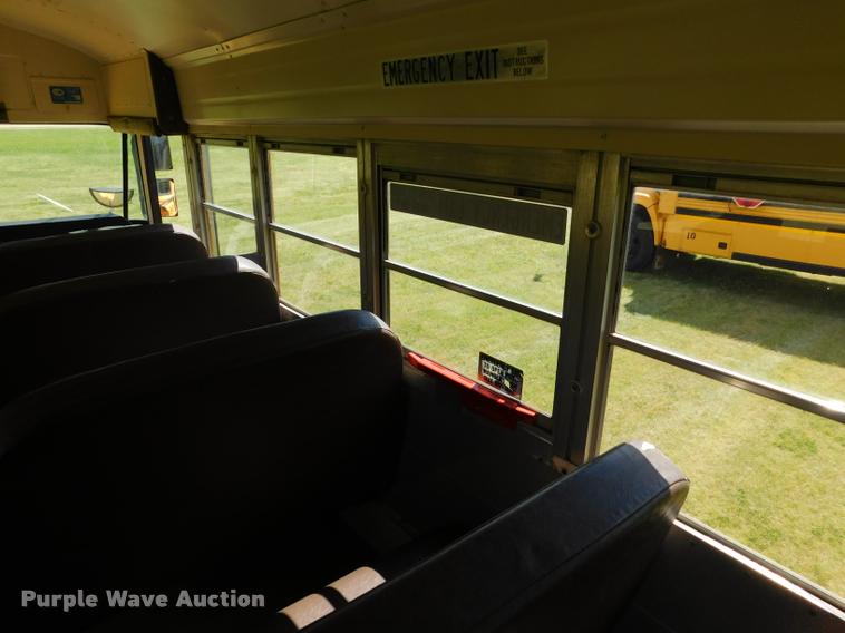 image for item DB9416 1996 Chevrolet B7 Blue Bird school bus