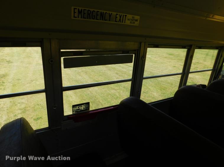 image for item DB9416 1996 Chevrolet B7 Blue Bird school bus