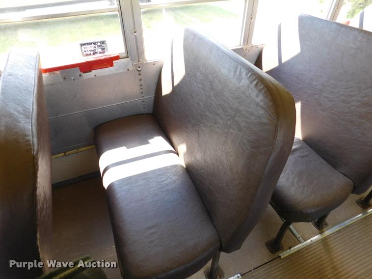 image for item DB9416 1996 Chevrolet B7 Blue Bird school bus