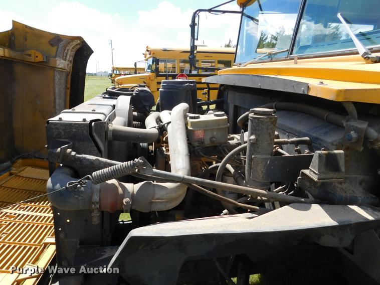 image for item DB9416 1996 Chevrolet B7 Blue Bird school bus