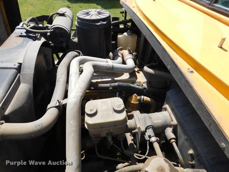 image for item DB9416 1996 Chevrolet B7 Blue Bird school bus