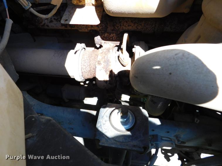 image for item DB9416 1996 Chevrolet B7 Blue Bird school bus