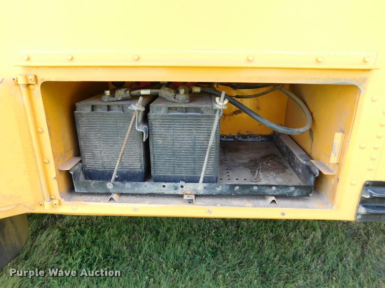 image for item DB9416 1996 Chevrolet B7 Blue Bird school bus