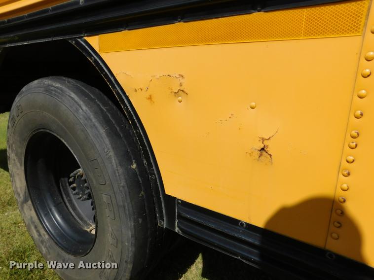 image for item DB9416 1996 Chevrolet B7 Blue Bird school bus