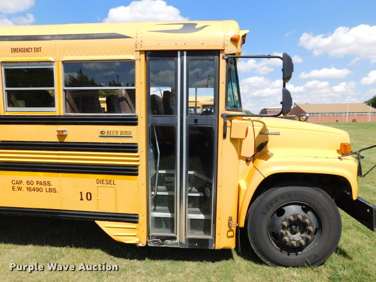 image for item DB9417 2001 Chevrolet B7 Blue Bird school bus
