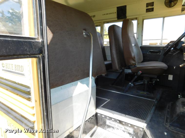 image for item DB9417 2001 Chevrolet B7 Blue Bird school bus