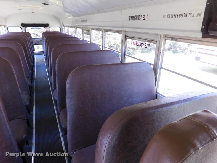 image for item DB9417 2001 Chevrolet B7 Blue Bird school bus