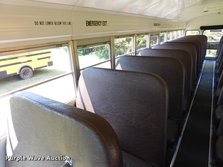 image for item DB9417 2001 Chevrolet B7 Blue Bird school bus