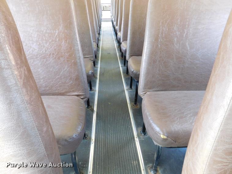 image for item DB9417 2001 Chevrolet B7 Blue Bird school bus