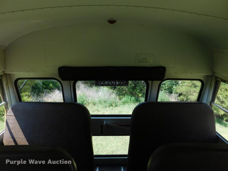 image for item DB9417 2001 Chevrolet B7 Blue Bird school bus